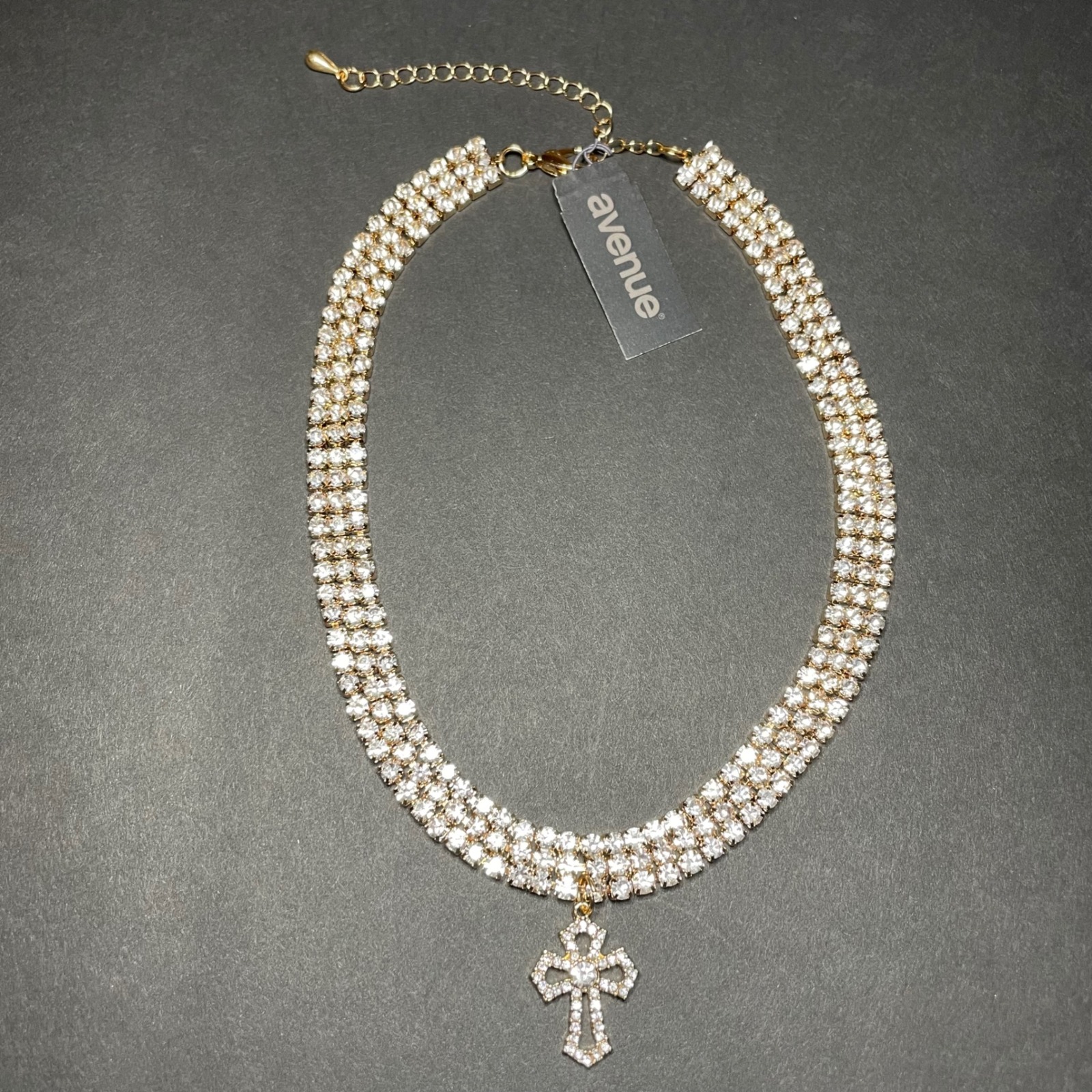 Avenue Womens Gold Tone Triple Row Rhinestone Choker Cross Pendant Necklace Nwt 18$